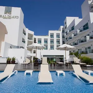 Hotel Coral Island View